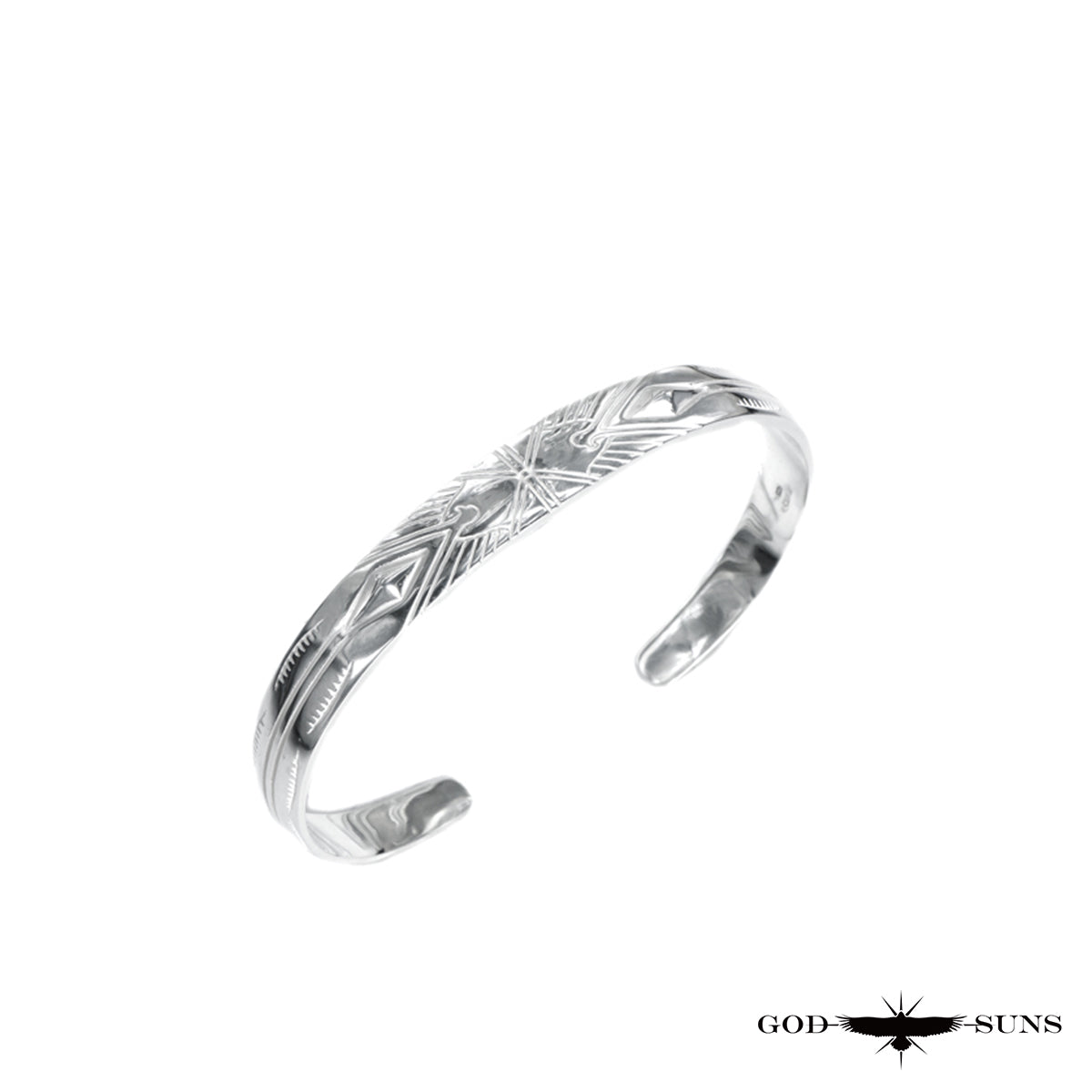 ALIGHT EAGLE CROSS BANGLE