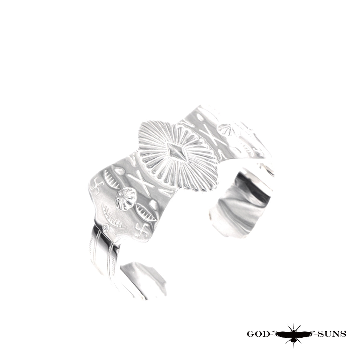 CONCHO CROSS TQ BANGLE