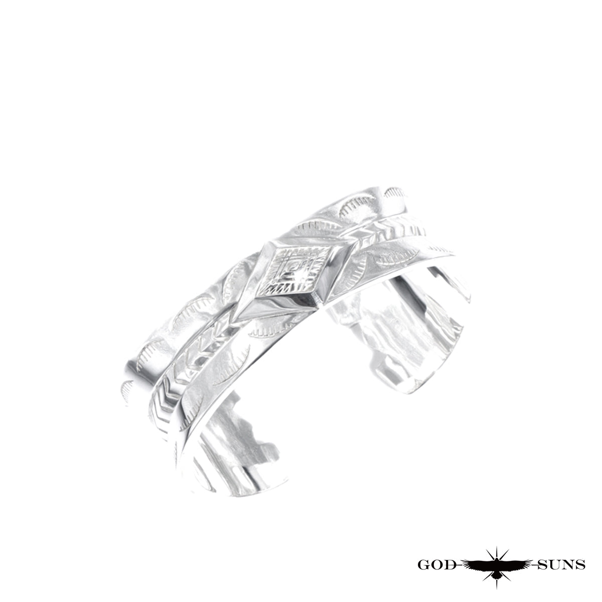 GIZA CROSS BANGLE