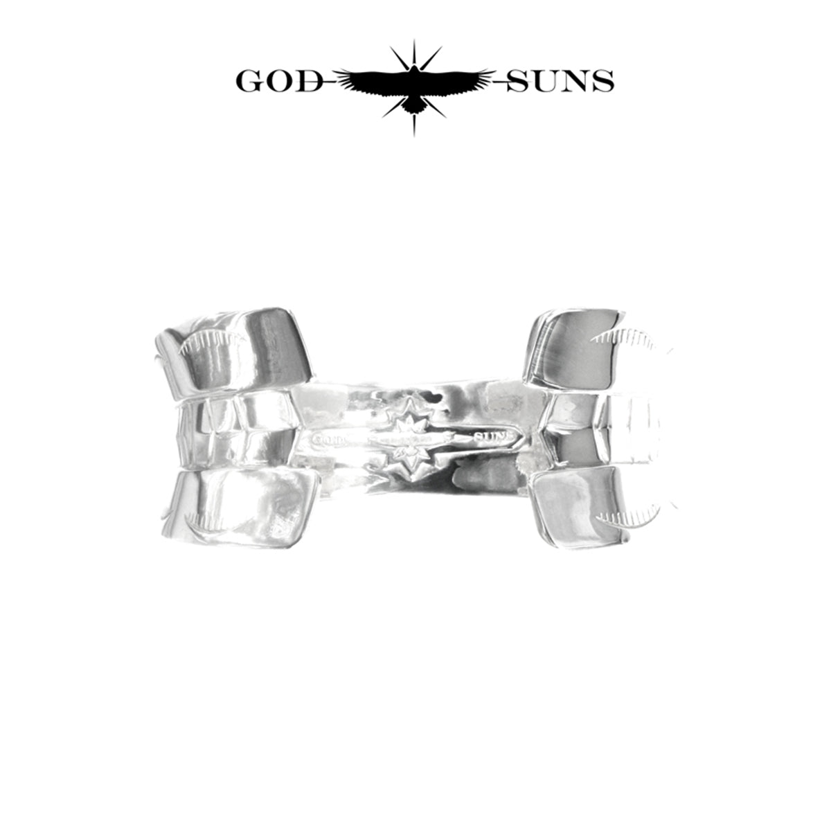 GIZA CROSS BANGLE