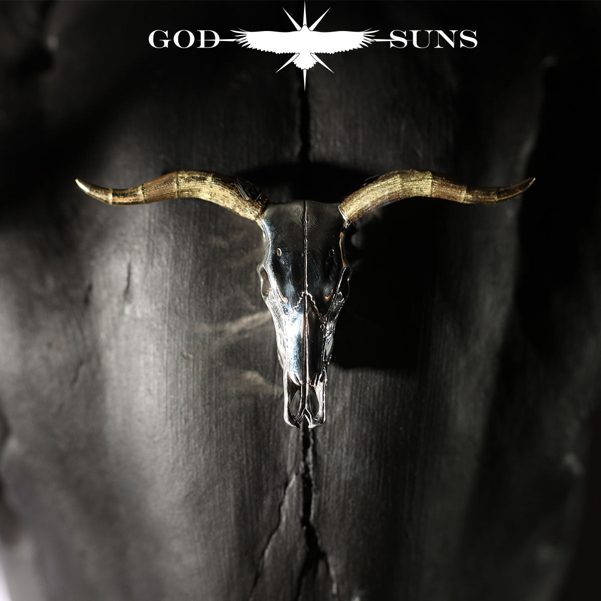 ロングホーンスカルペンダント ~K18角タイプ~ 大