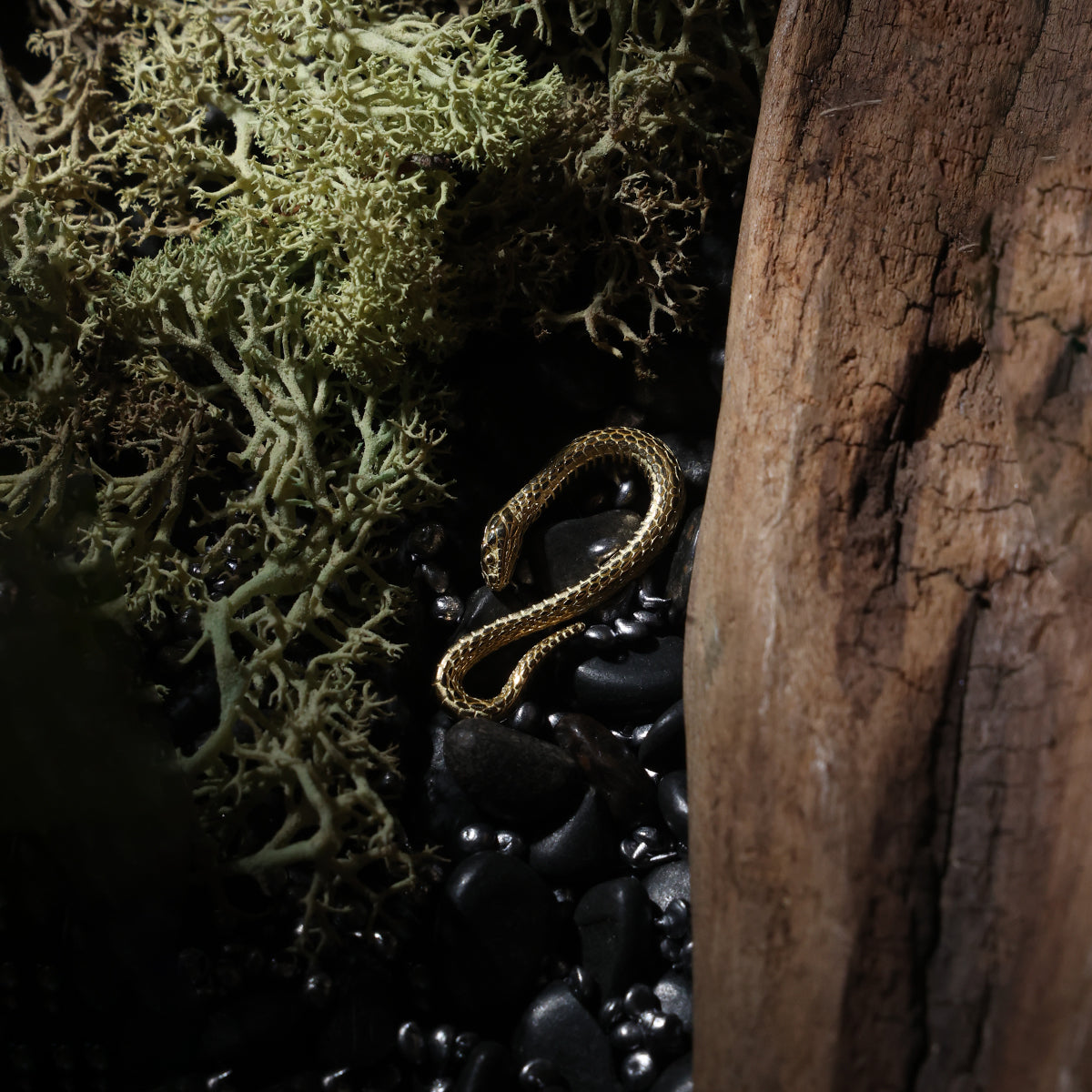 スネークフックK18