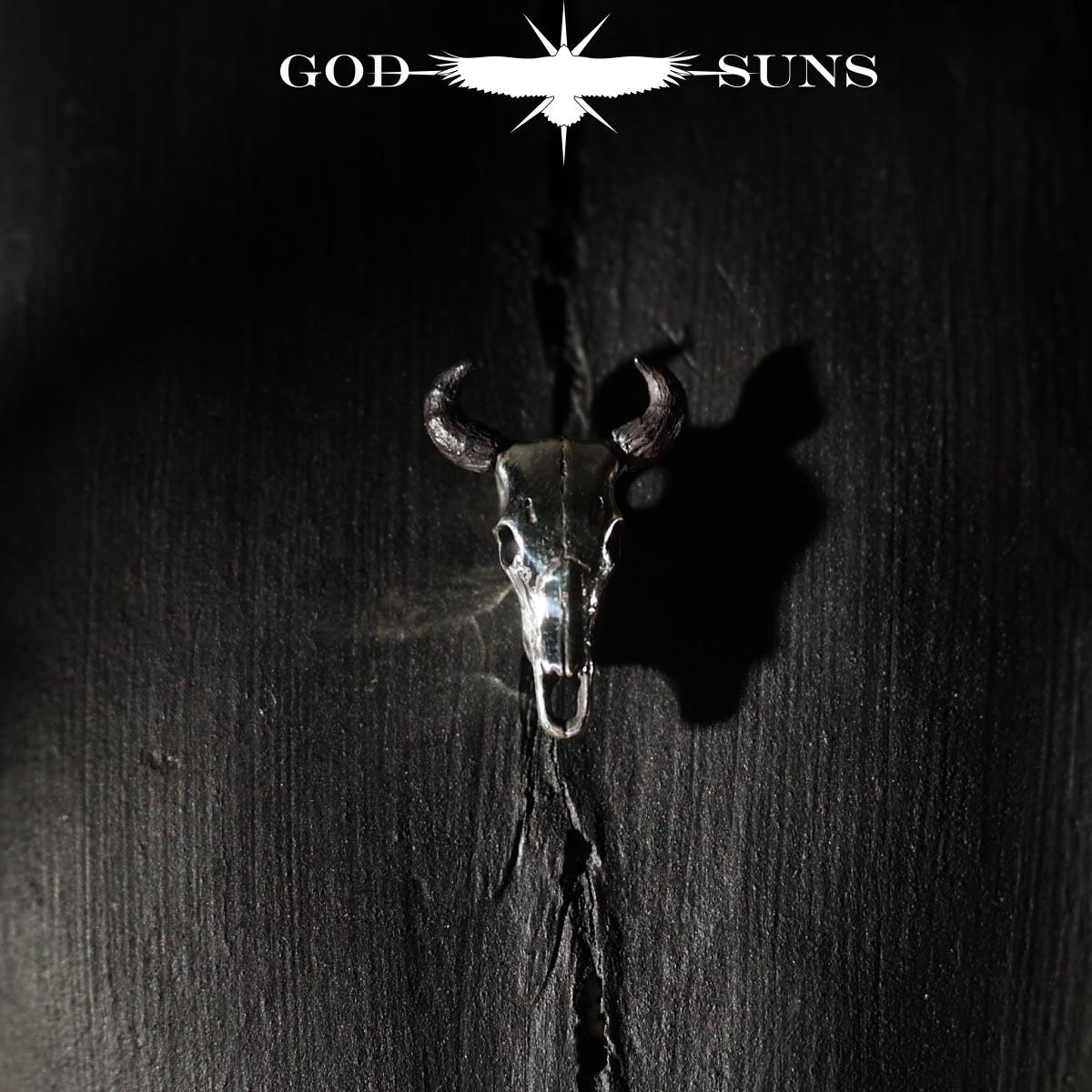 ロングホーンスカルペンダント ~SV角タイプ~ 小