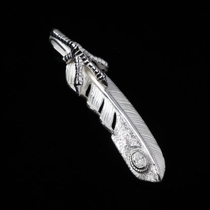 特大プラチナ爪フェザープラチナ縄"ラボグラウンダイヤモンド"(左向き)ダイヤモンド-ダスト加工