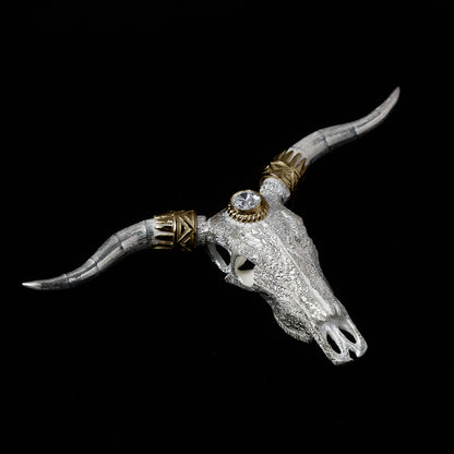 ロングホーンスカルペンダント大金縄"ラボグラウンダイヤモンド"〜SV角×K18角パーツ(バンダナ)付き ダイヤモンド-ダスト加工〜