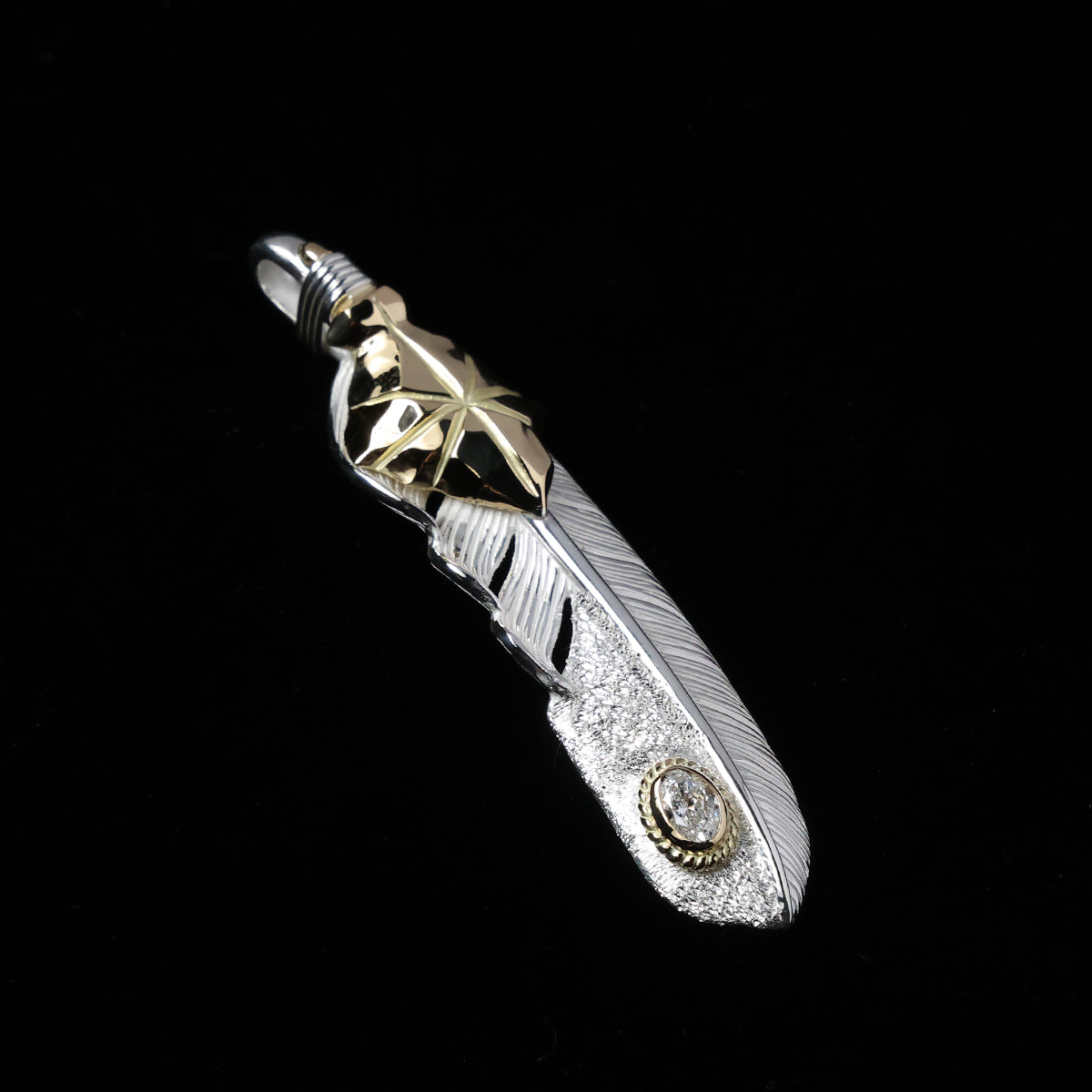 K18矢尻フェザーLL金縄"ラボグラウンダイヤモンド"(左向き)ダイヤモンド-ダスト加工