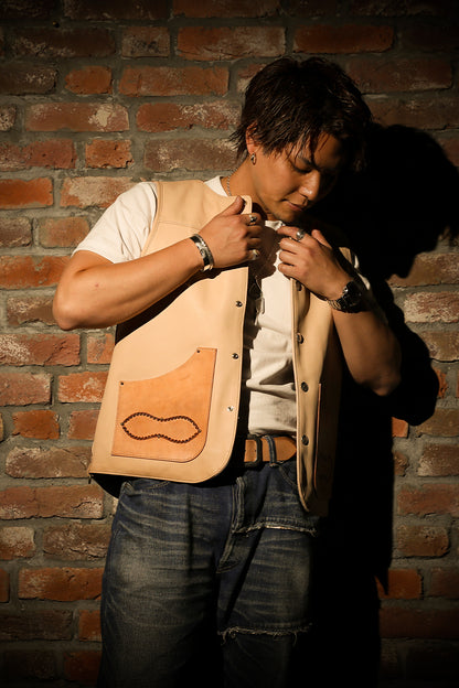 "NATIVE TOKYO STYLE" LEATHER VEST NORMAL MODEL GOD SUNS×ATSU LEATHER WORKS(BEIGE)