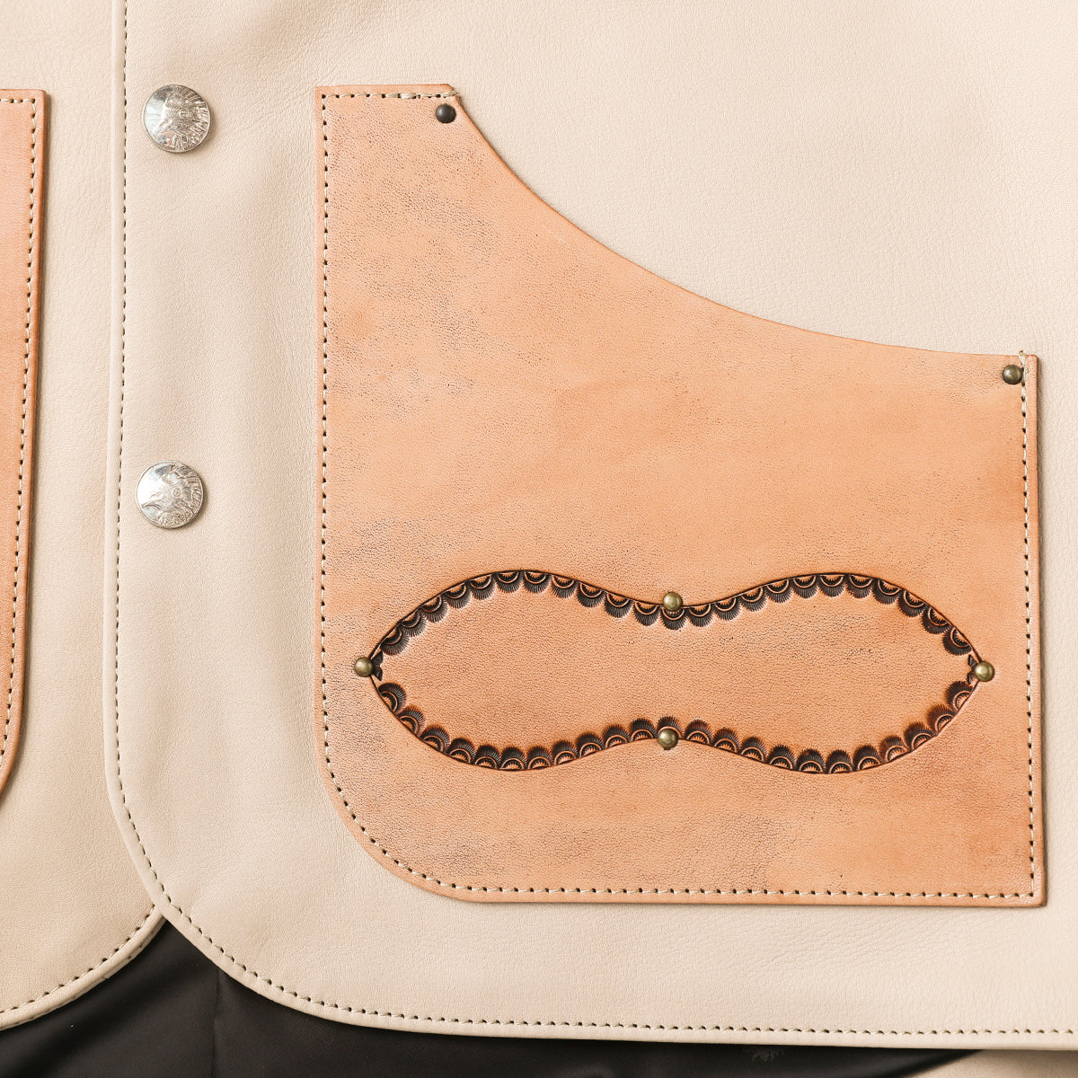 "NATIVE TOKYO STYLE" LEATHER VEST NORMAL MODEL GOD SUNS×ATSU LEATHER WORKS(BEIGE)