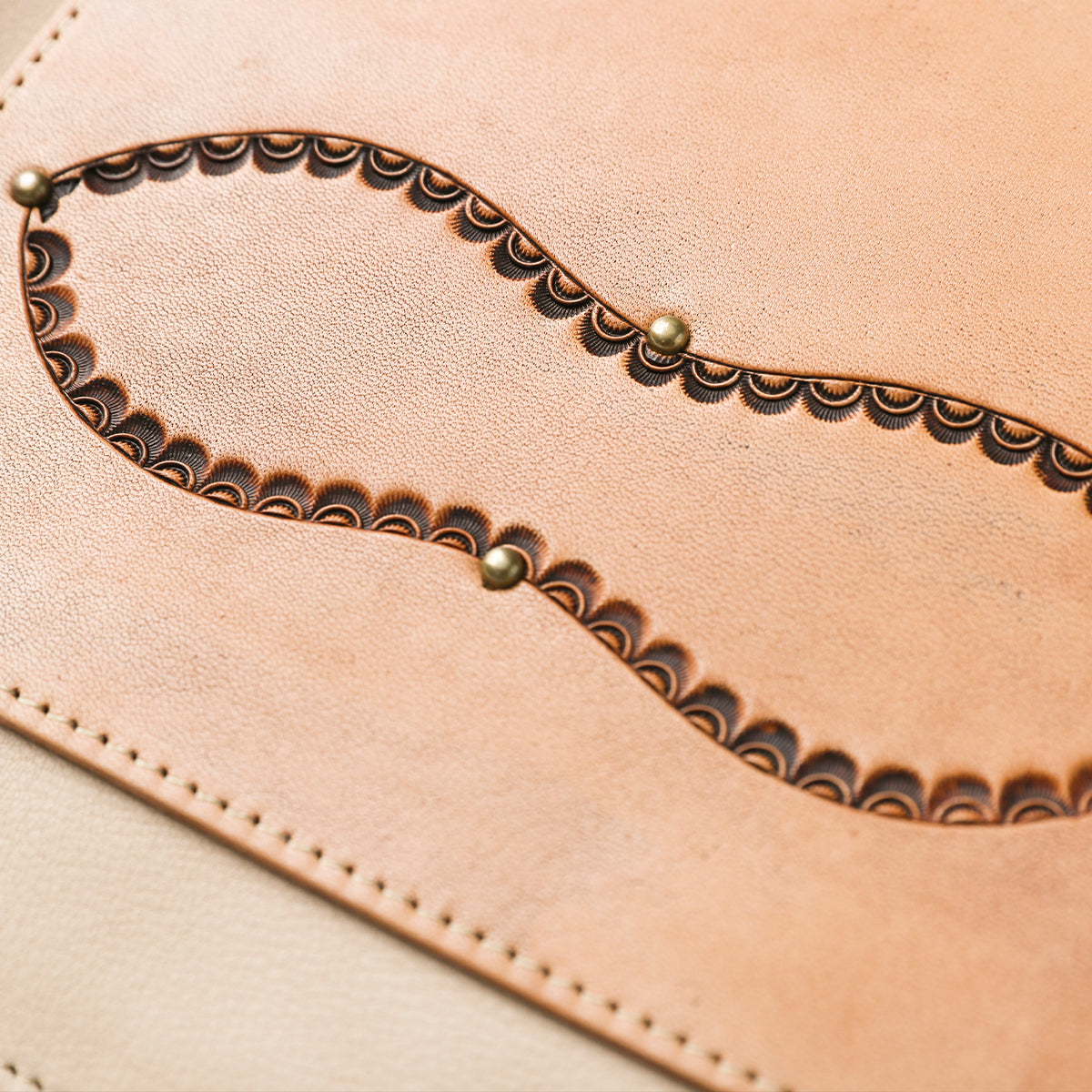 "NATIVE TOKYO STYLE" LEATHER VEST NORMAL MODEL GOD SUNS×ATSU LEATHER WORKS(BEIGE)