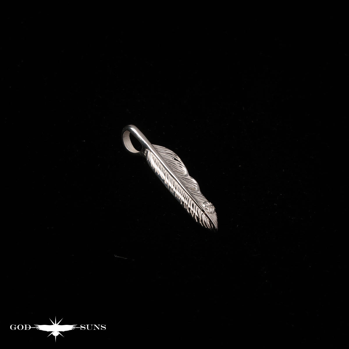 SS 带普通羽毛 SV 金属（右面）
