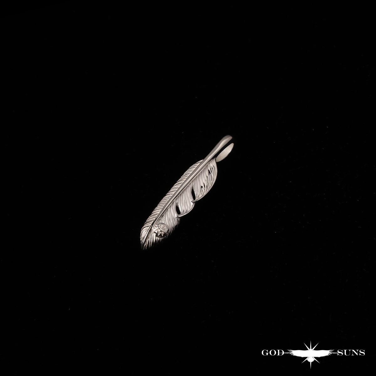 SS 带普通羽毛 SV 金属（右面）